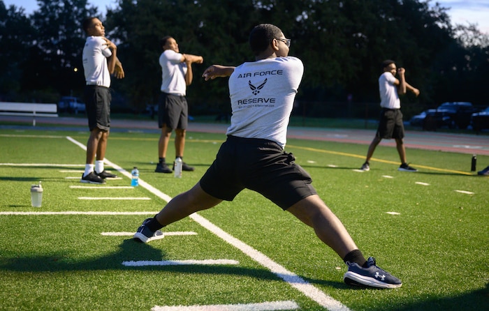 No. 16 Texas beats No. 3 Texas A&M 27-17 to spoil the Aggies' undefeated season and SEC title-ga