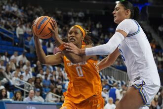 Tennessee women's basketball star, UCLA coach share tense moment in handshake line