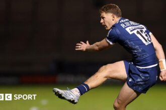 Du Preez at fly-half as Ford misses Sale opener