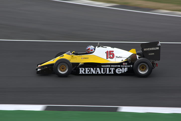 'Scum of the earth' - F1 drivers condemn Antonelli abuse