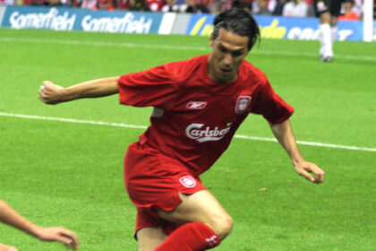 Blackstenius scores late winner as Arsenal beat Liverpool