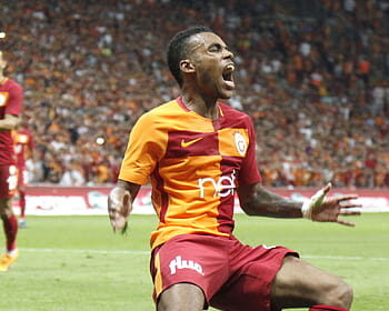 Salah opens up after being benched at Liverpool: Club is leaving me behind