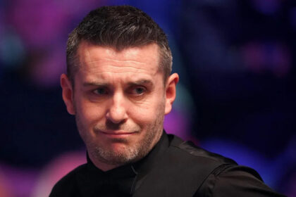 Selby beats Murphy to set up UK final with Trump