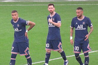 PSG consider Rashford swap deal - Sunday's gossip