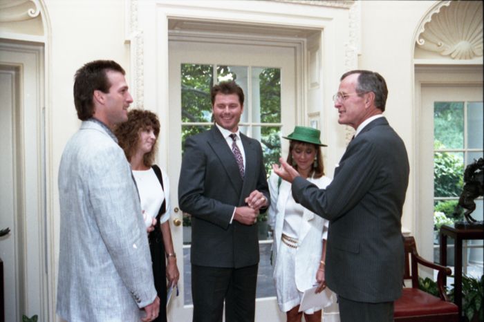Roger Clemens, Barry Bonds miss out on latest chance to enter Baseball Hall of Fame