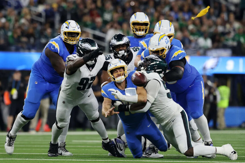 Instant analysis of Eagles shocking 22-19 overtime loss to Chargers