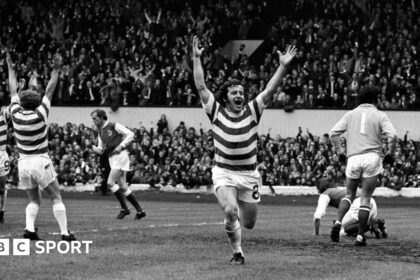 Celtic legend Deans dies aged 79