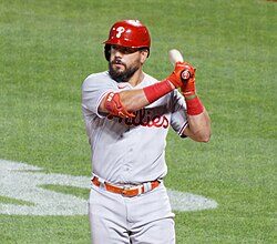 Sources: Schwarber back to Phils on $150M deal