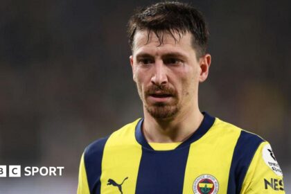 'A sense of panic' - what's going on in Turkish football?