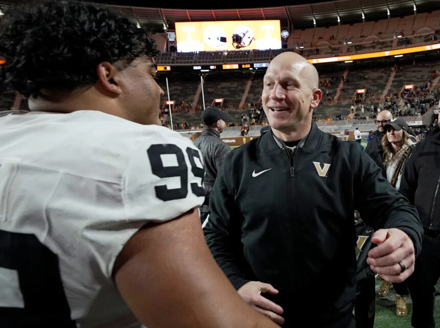Clark Lea of Vanderbilt football wins second straight SEC Coach of the Year
