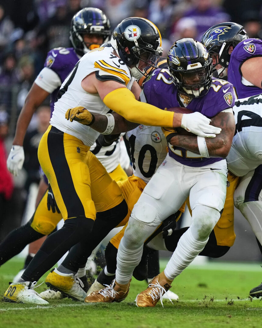 Steelers LB TJ Watt hospitalized after experiencing discomfort in his lungs