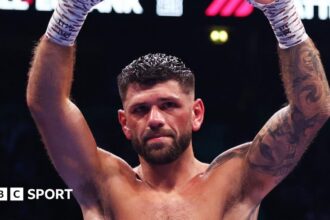 Cordina closer to two-weight title dream after win