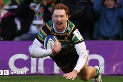 Hendy hat-trick as eight-try Saints hammer Bulls