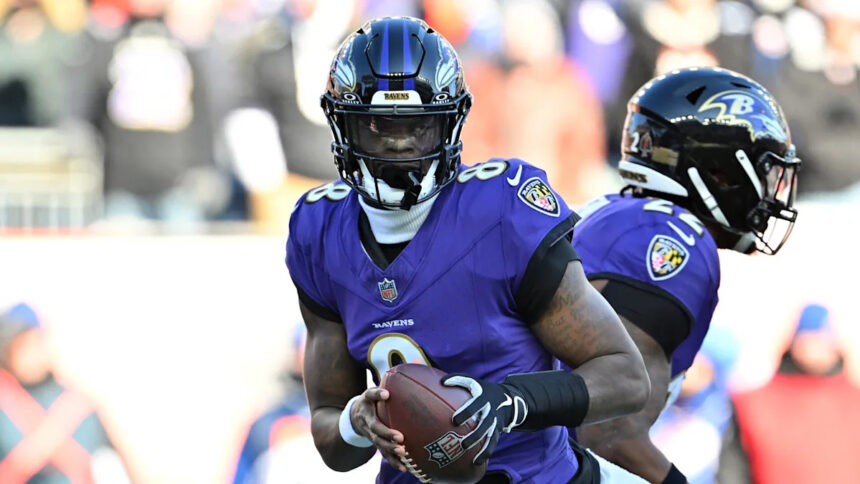 Lamar Jackson's second TD pass puts Ravens up 14-0 at halftime