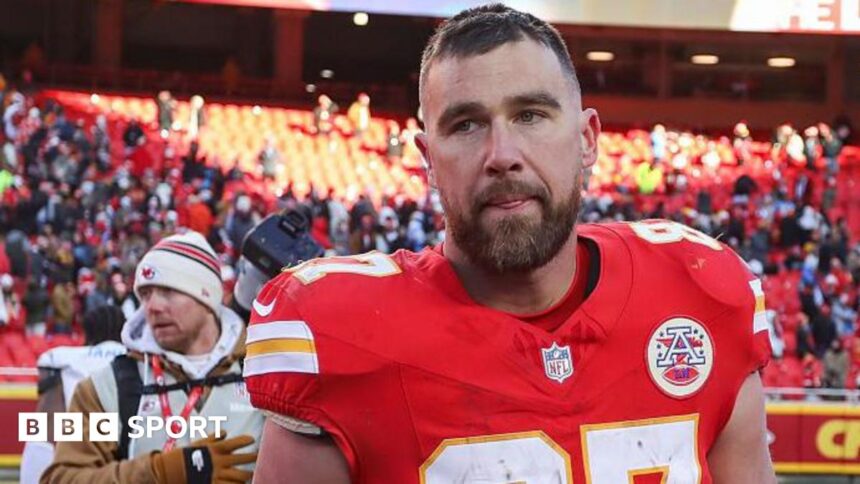 Mahomes tears ACL as Chiefs miss out on NFL play-offs
