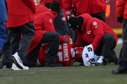 What Cam Ward, Titans players said about Patrick Mahomes injury