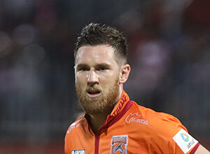 Broncos edge Packers, clinch playoff spot behind Bo Nix's 4 TDs