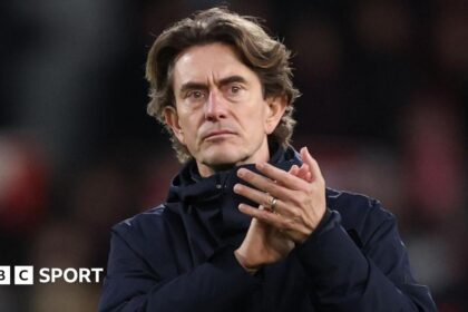 What fans, insiders and stats say about embattled Frank