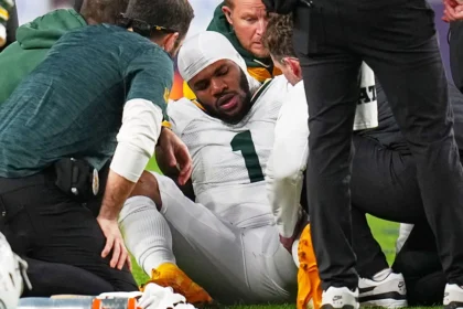 Packers lose Micah Parsons for season after torn ACL injury