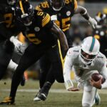 Dolphins gave up on their playoff chances with head-scratching 4th quarter vs. Steelers
