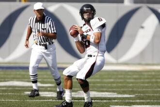 Ranking all 64 teams in College Football Playoff history