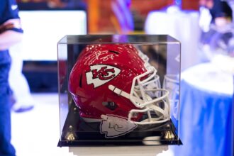 Travis Kelce in disbelief over Chiefs losing Patrick Mahomes