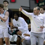 UWGB men's basketball coach Doug Gottlieb to step away from radio show