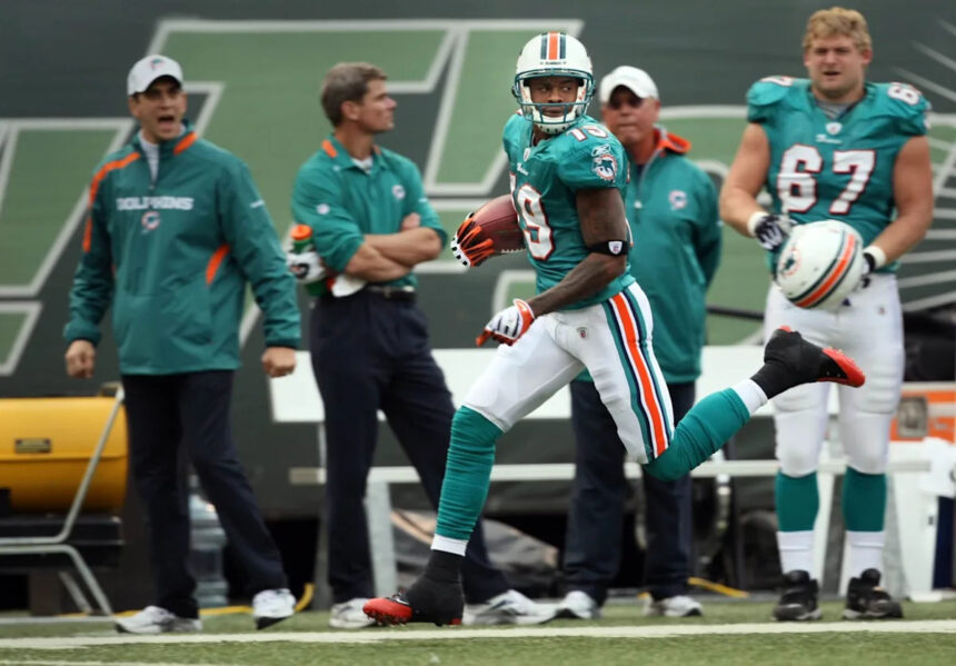 Former Dolphins top 10 pick named head coach of new UFL team