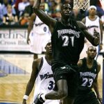 Sources: Garnett rejoins Wolves in off-court role
