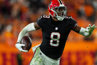 2025 Week 16 Fantasy Football Rankings: TE, K, DEF