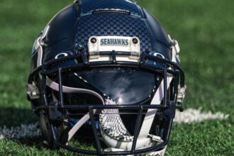 Why Seahawks were credited with 2-point conversion after initial incomplete ruling