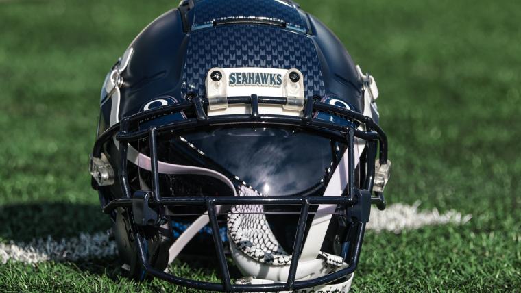 Why Seahawks were credited with 2-point conversion after initial incomplete ruling