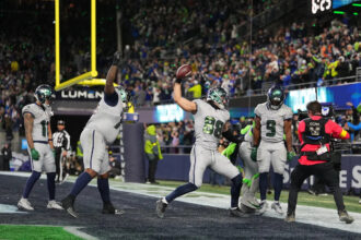 The Seahawks just scored the funniest 2-point conversion ever