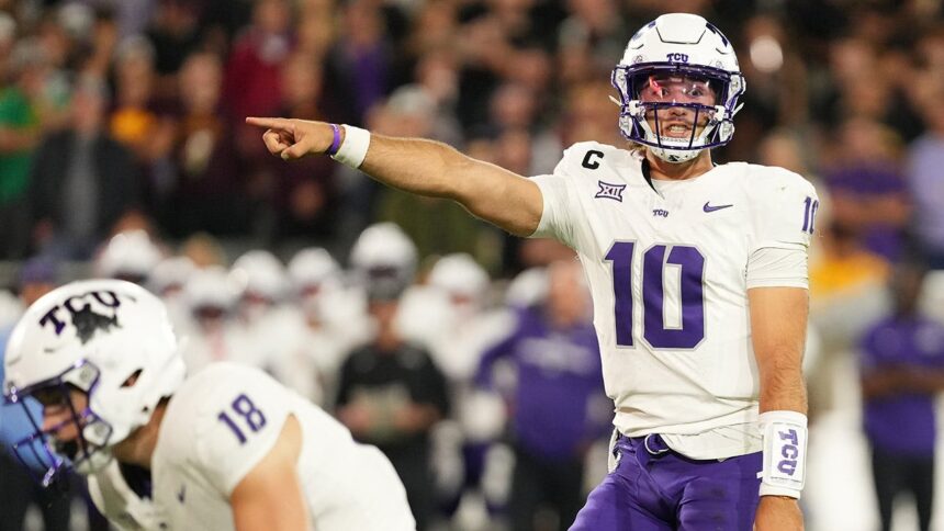 College football star to enter transfer portal, skip team's bowl game