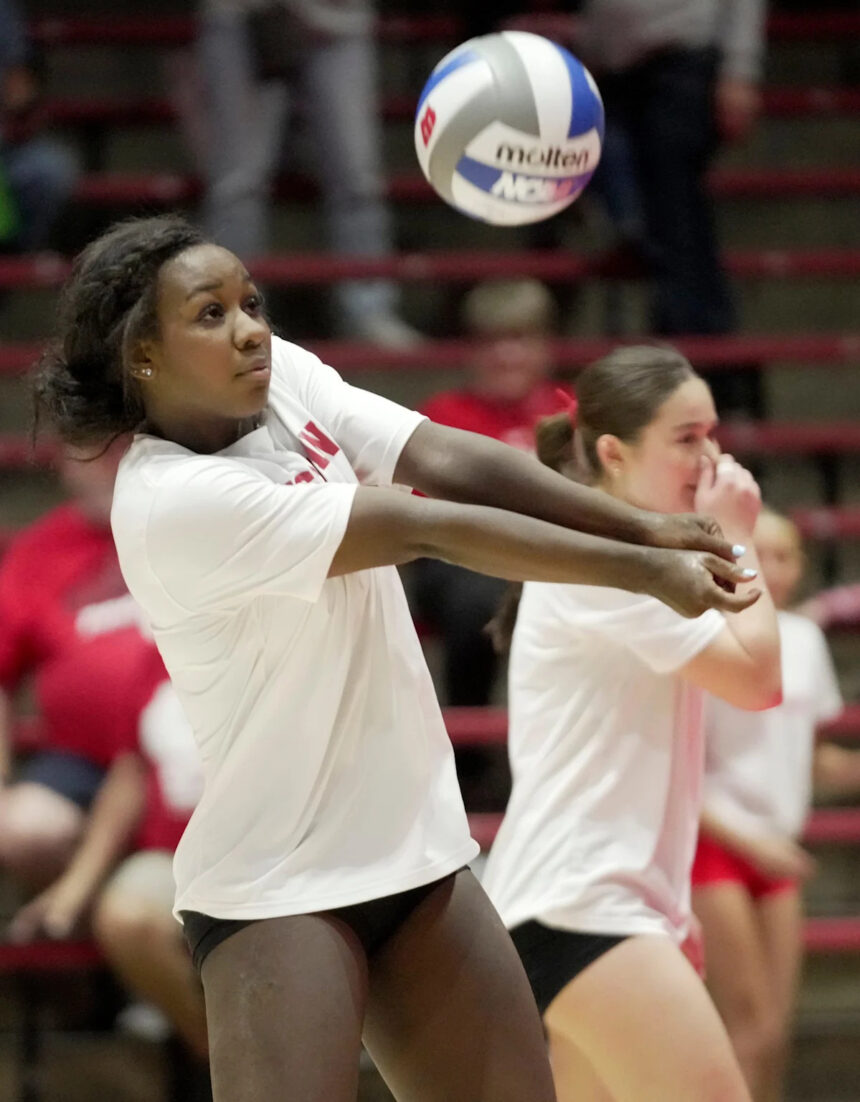 Wisconsin volleyball's Aniya Warren, Addy Horner announce plans to enter transfer portal
