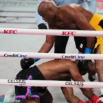 Anderson Silva catches Tyron Woodley with brutal punches in TKO win