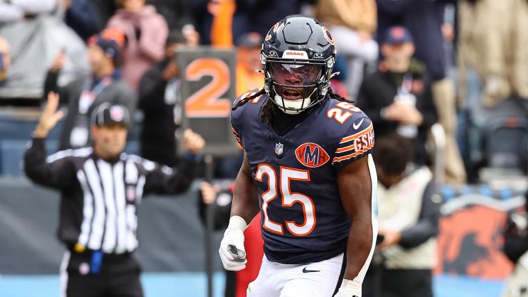 D'Andre Swift vs. Kyle Monangai: Fantasy advice for Bears RBs in Week 16 vs. Packers