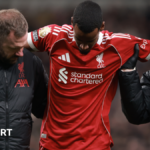 Isak injury in chaotic Liverpool win gives Slot more problems