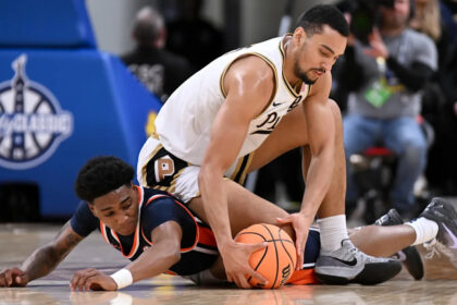 Kaufman-Renn scores 18, Smith has 14 assists as No. 6 Purdue routs No. 21 Auburn 88-60