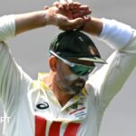 Lyon out of third Test and doubt for rest of Ashes