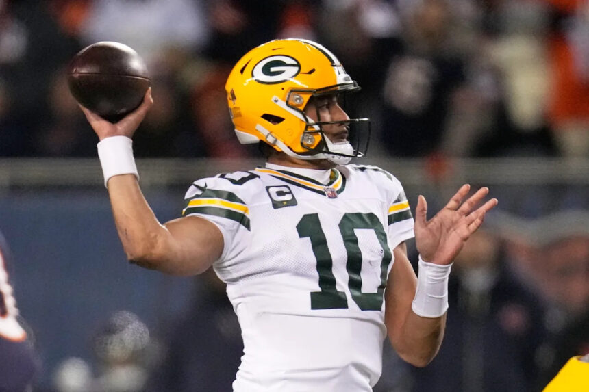 Packers QB Jordan Love being evaluated for a concussion after helmet-to-helmet hit