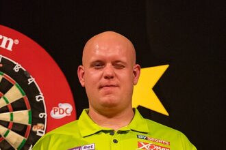 Van Gerwen: Time for Wright to retire