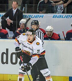 NHL roundup: Leon Draisaitl, Connor McDavid steer Oilers past Flames