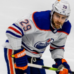 Oilers' Leon Draisaitl, Connor McDavid overwhelm Flames