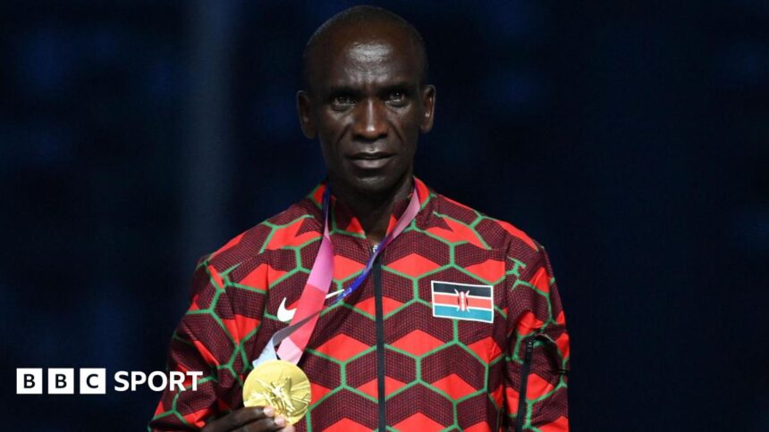 'I'm not retiring' - Kipchoge's marathon world tour