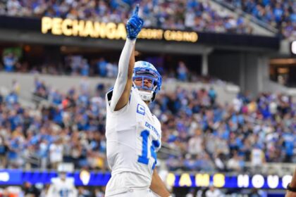 Is Amon-Ra St. Brown playing today? Injury update, fantasy advice for Lions WR in Week 17
