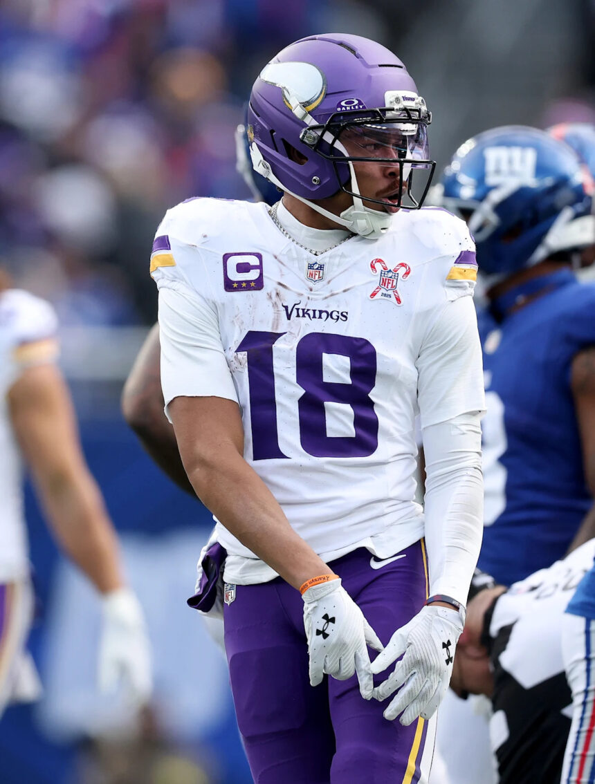 Detroit Lions at Minnesota Vikings: Key Information and First Quarter Discussion