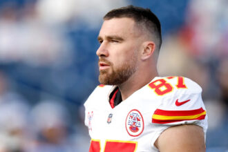 Chiefs vs. Broncos: See what Travis Kelce wore on Christmas Day