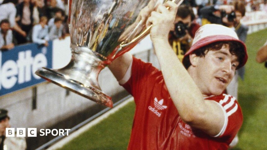 Forest fulcrum Robertson - 'a talented, highly skilled, unbelievable outside-left'