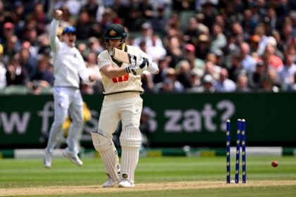 Australia lead England by 46 after 20 wickets fall on crazy day at MCG